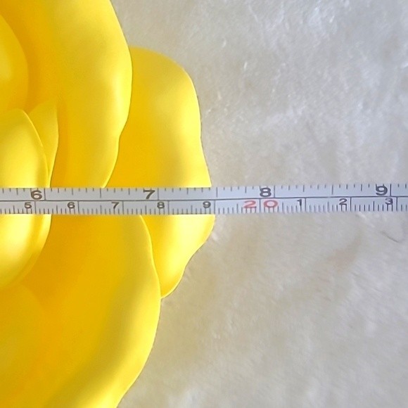 Set of 4 Small Yellow Decorative Giant Flower Party Baby Shower Decor Easy Hang - Picture 5 of 7
